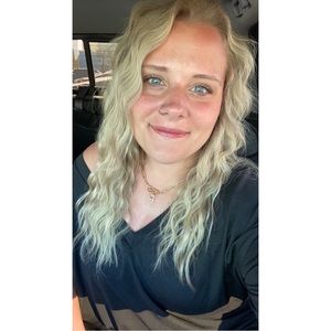 Meet your Posher, Allison